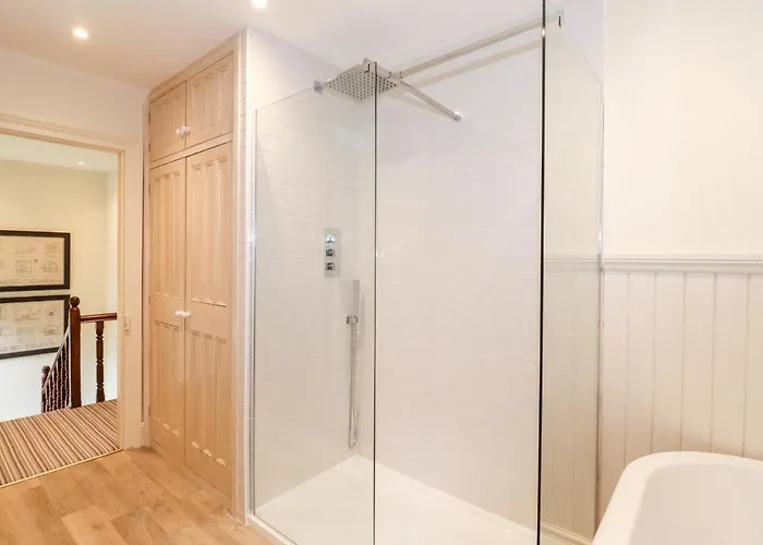 Rose At Troutbeck * Windermere