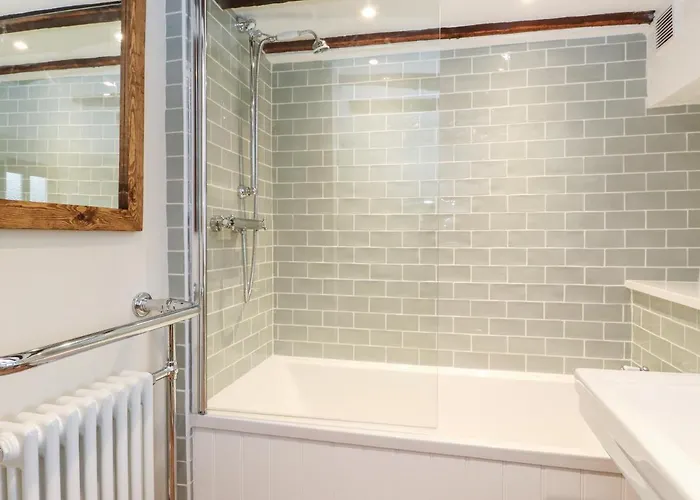 Rose At Troutbeck * Windermere