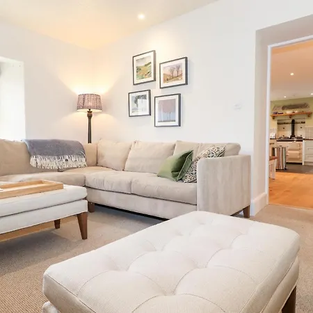 Rose At Troutbeck * Windermere